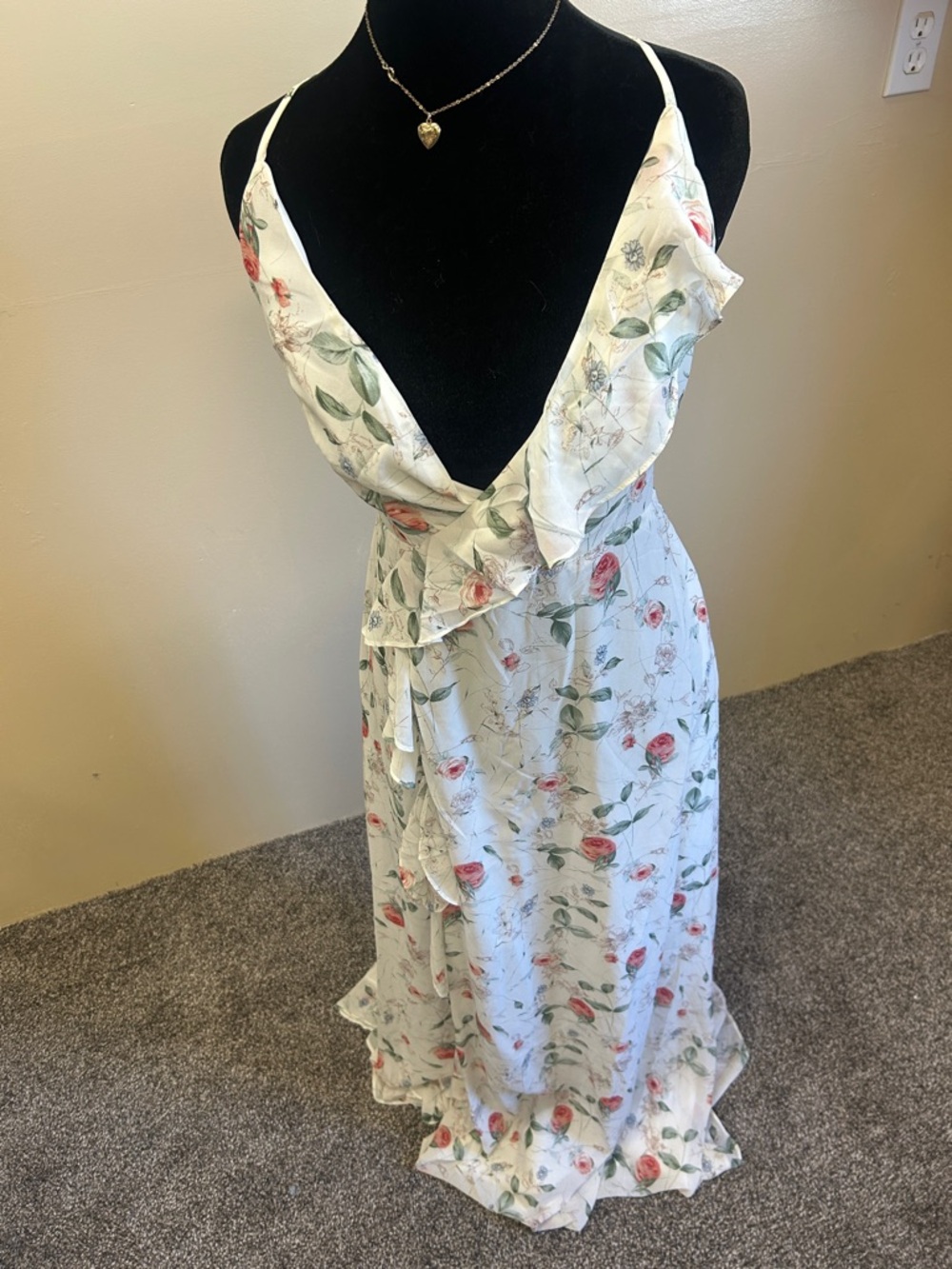 Sleeveless Floral Maxi Dress in White with Pink Rose Print